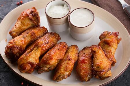 Крылышки в сладком тайском соусе