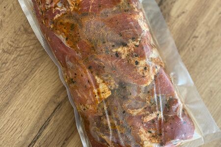 Маринованная свиная мякоть