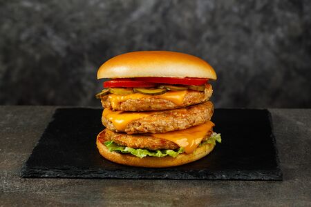 Бургер Башня с курицей