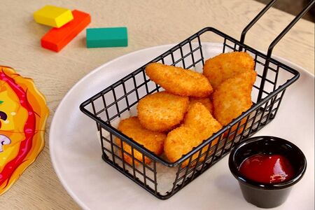 Kids Наггетсы куриные с кетчупом