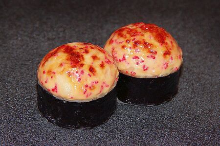 Горячий ролл с курицей Есаши