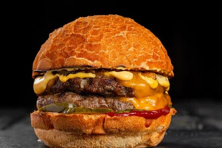 Фирменный двойной чизбургер от шеф-повара