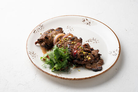 Шашлык из телячьей вырезки в фирменном маринаде