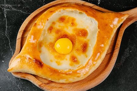 Хачапури по-аджарски