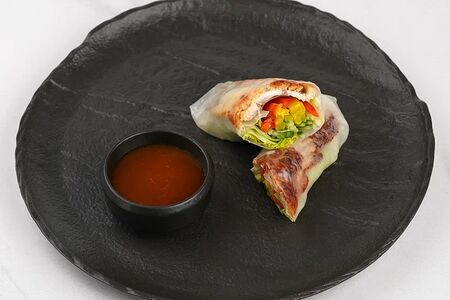 Спринг-ролл с угрем