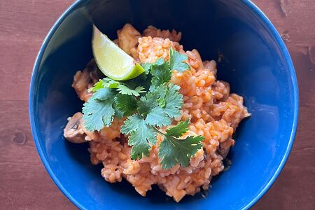 Рис с морепродуктами в соусе том ям