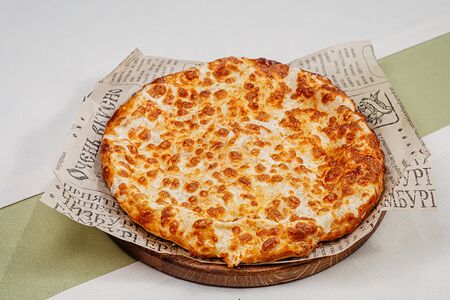 Хачапури с сыром и зеленью