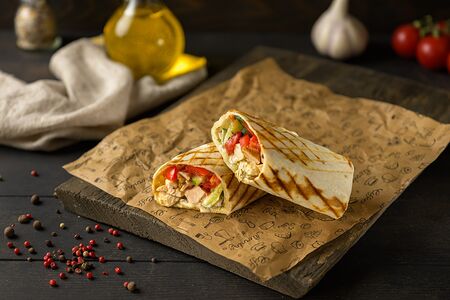 Шаурма Стандарт с сочным куриным шашлыком