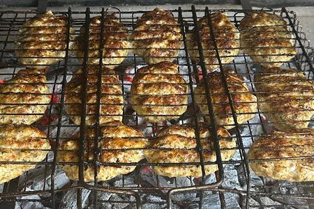 Котлеты cвинo-говяжьи на мангале