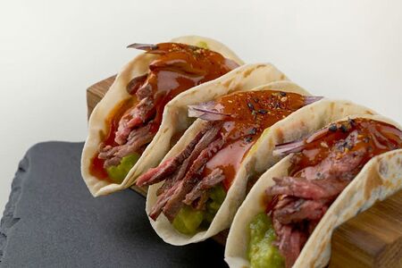 Тако с рубленым мачете