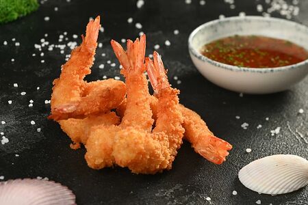 Лангустины темпура с кисло-сладким соусом