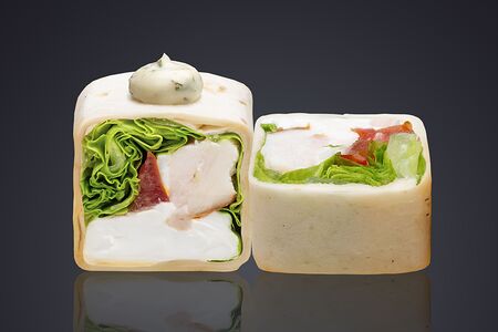 Тортилья чикен Цезарь