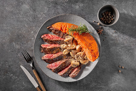 Скёрт стейк с запеченной тыквой