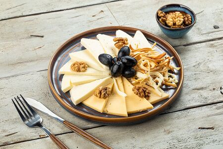 Ассорти кавказских сыров