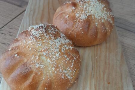 Пирожок яблоко