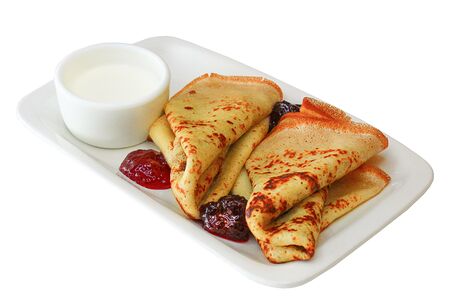 Блинчики со сметаной и джемом