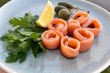 Лосось слабосоленый