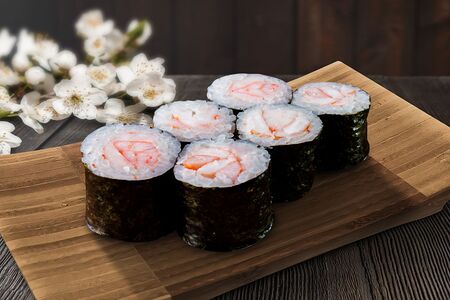 Мини-ролл с креветкой