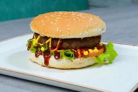 Бургер говяжий 