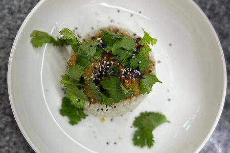 Горячее Окунь с соусе унаги 