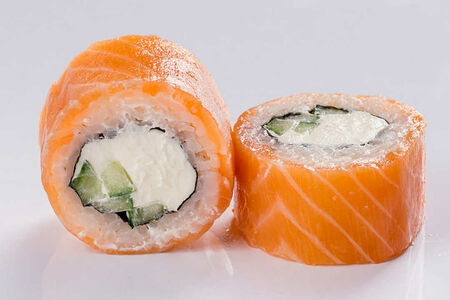 Филадельфия Deluxe с огурцом