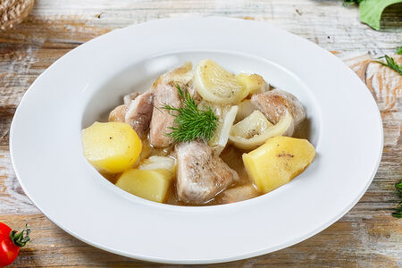 Мясное рагу с картофелем