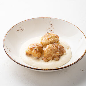 Цветная капуста с муссом из пармезана