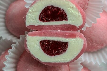 Моти малина-кокос