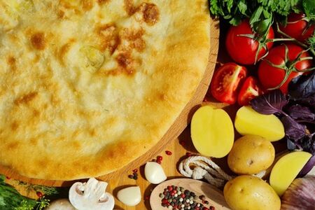 Осетинский пирог с картошкой и грибами