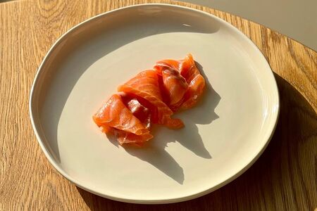 Лосось слабосолёный