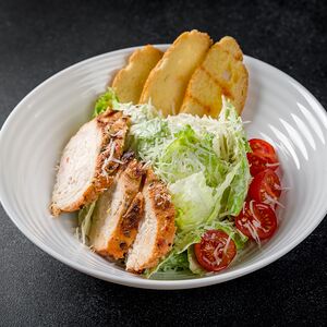 Цезарь с курицей