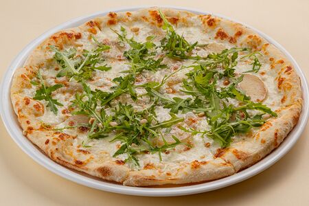 Пицца с грушей и горгонзолой 