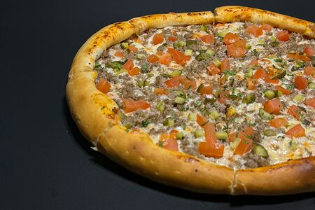 Пицца с мясным фаршем