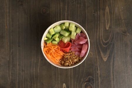 Поке с тунцом