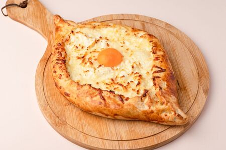 Хачапури по-аджарски 