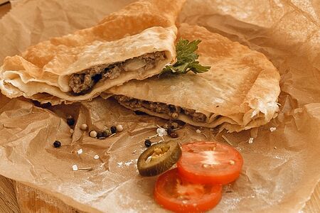 Чебурек с мраморной говядиной Хит