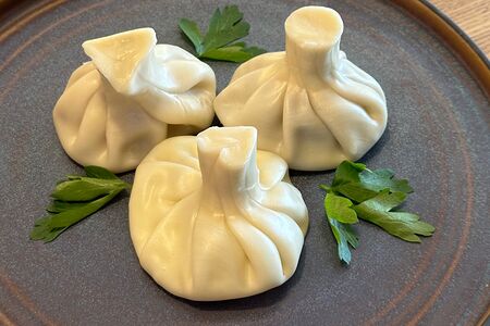 Хинкали с сыром сулугуни