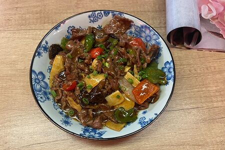 Говядина в устричном соусе