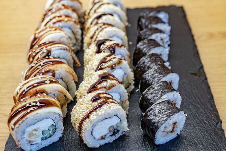 Сет Филадельфия с угрем