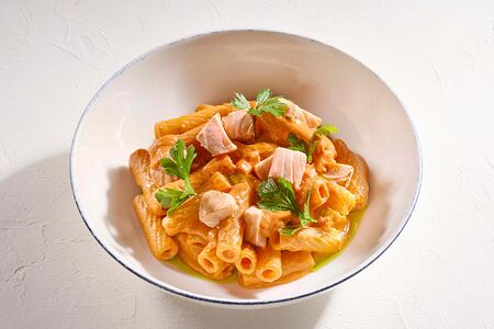 Медзе манике аль сальмоне