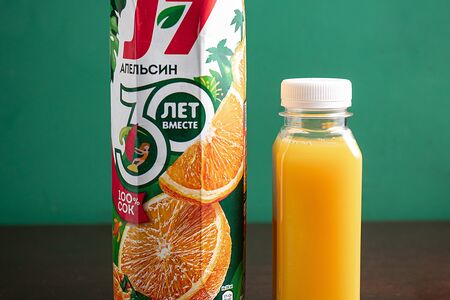 Сок апельсиновый J7