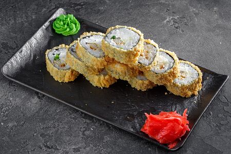 Ролл Онигири