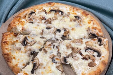 Курица с грибами средняя