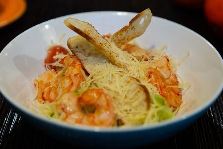 Цезарь с креветками