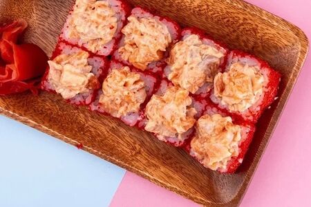 Ролл Калифорния спайси с лососем