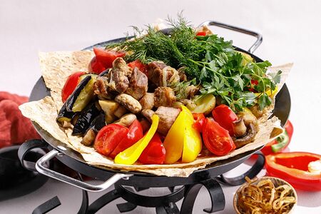 Садж со свининой