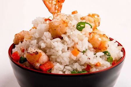 Рис с тигровыми креветками