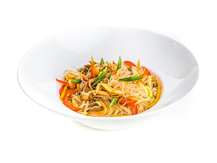 Стеклянная лапша Фунчоза с индейкой, овощами и вешенками