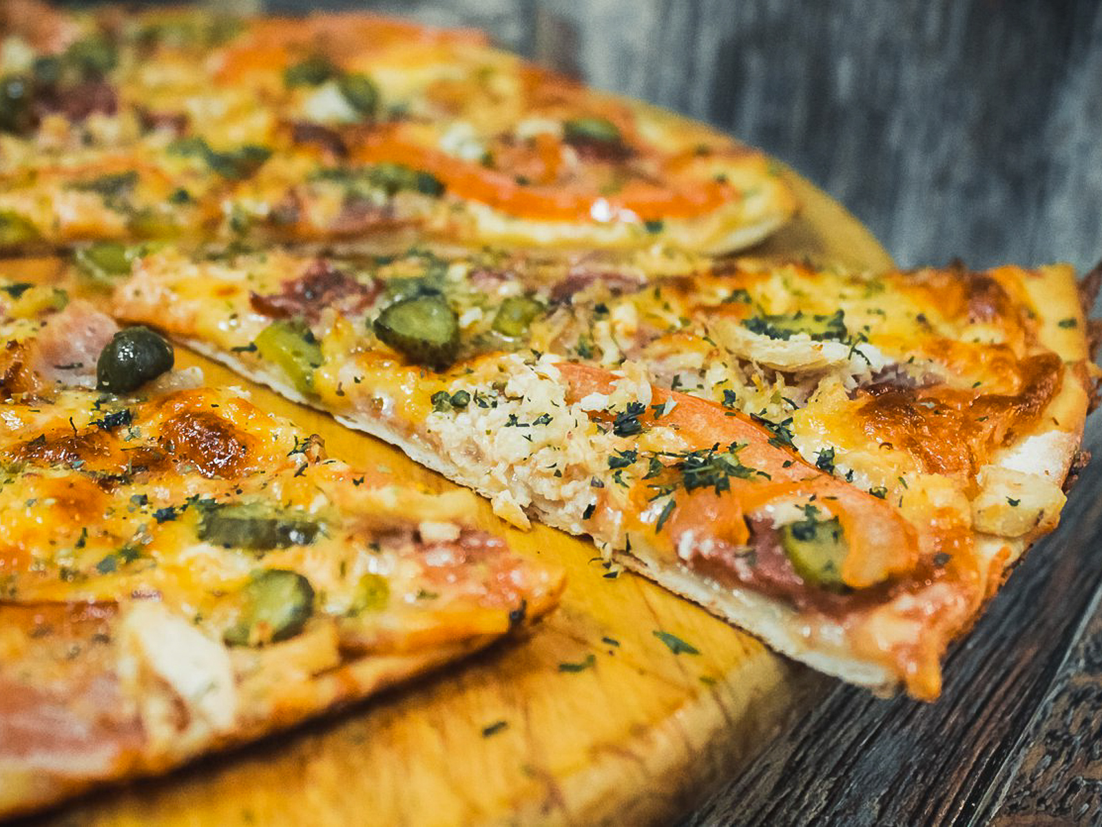 Пицца Фейерверк вкусов