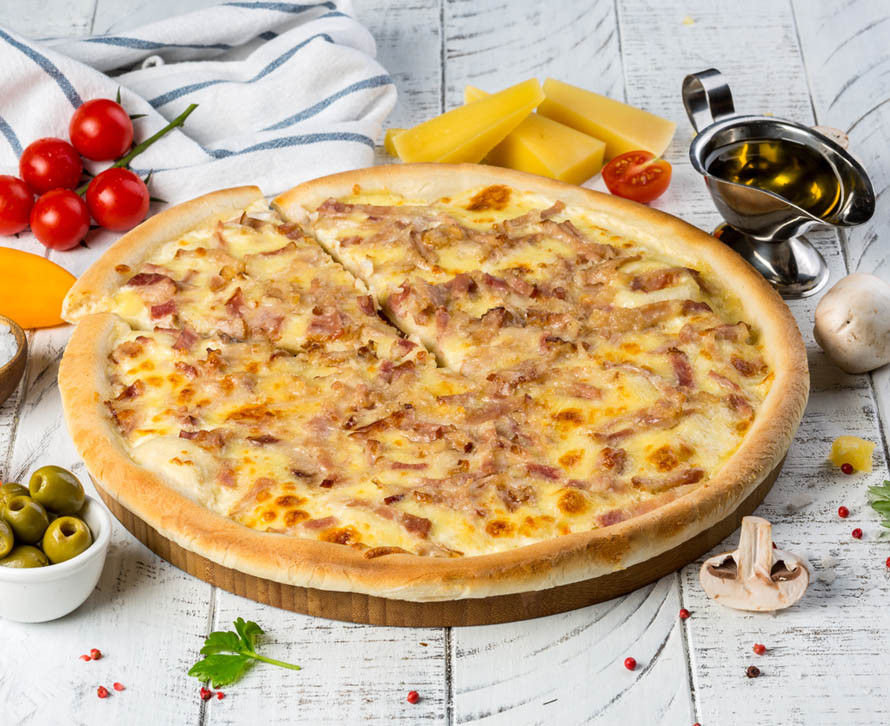Пицца Карбонара фирменная